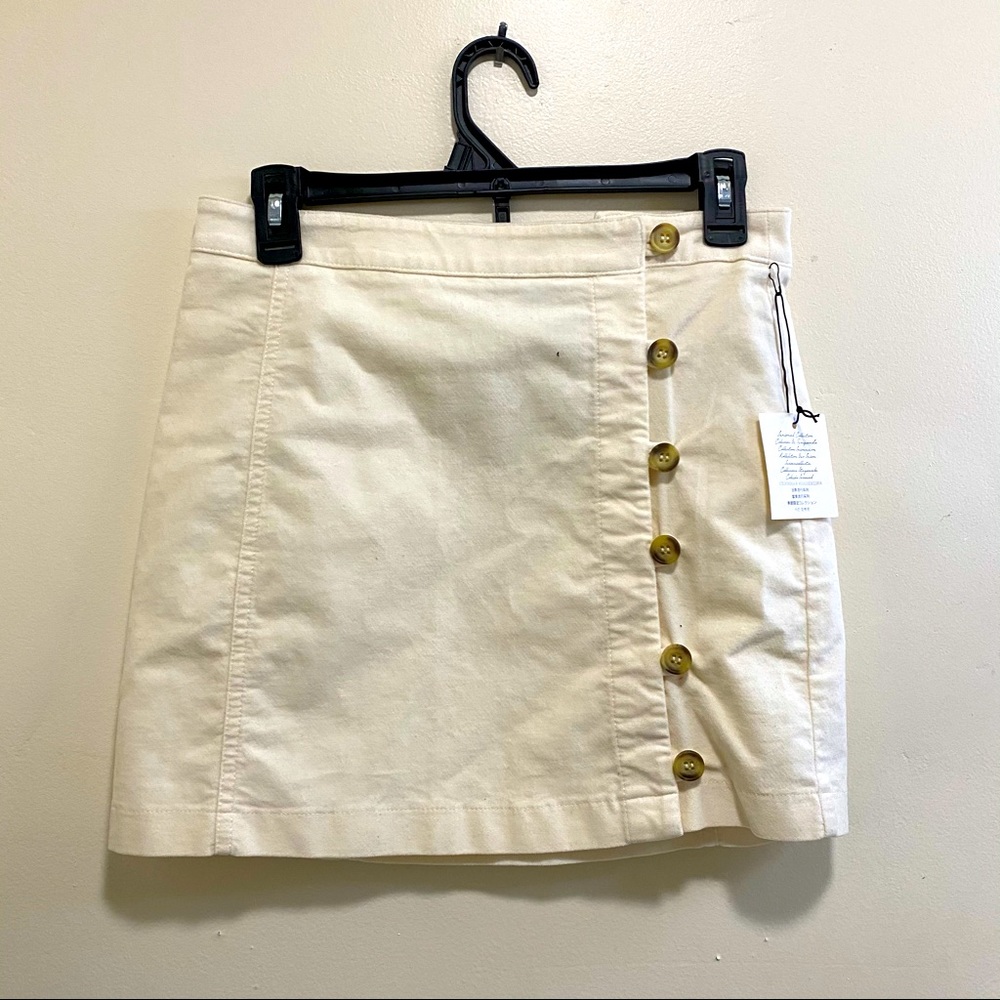Forever 21 Ivory Mini Skirt